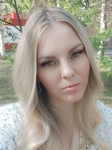 Юна
